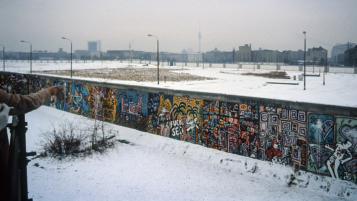 Historische Aufnahme der Mauer. 