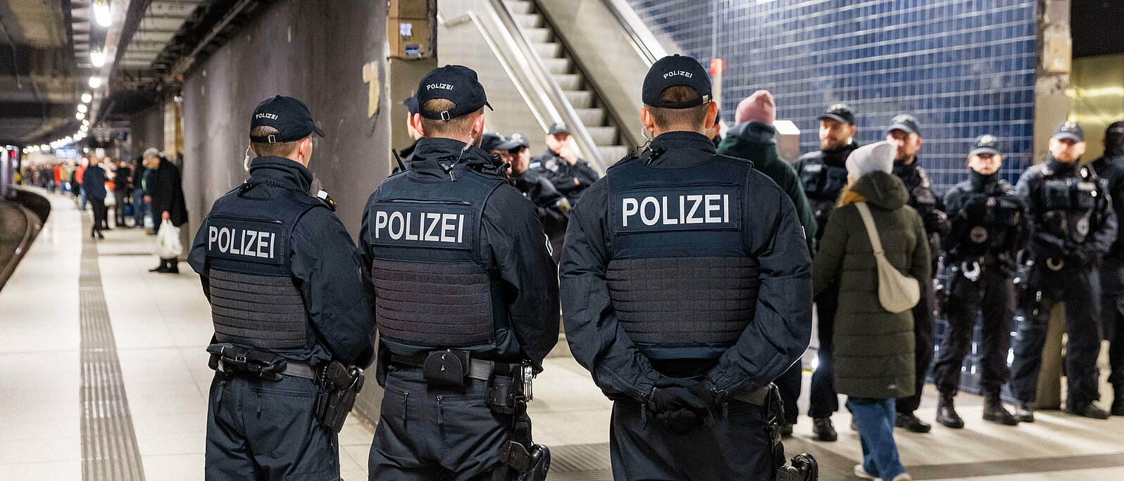 Bundespolizei kontrolliert Waffenverbotszone